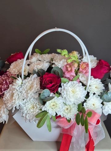 Композиция «Натюрморт» от интернет-магазина цветов в 