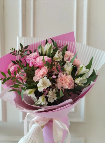Букет &laquo;Серенада&raquo; от интернет-магазина цветов в 