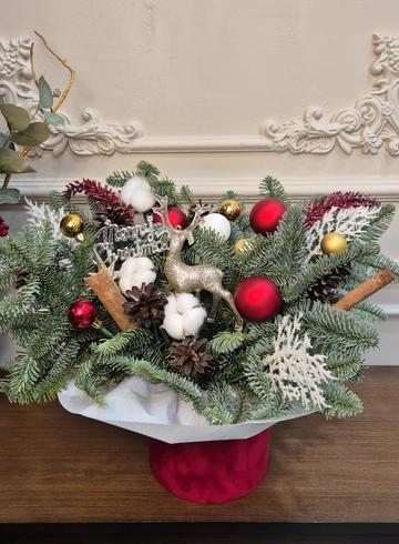 Зимняя сказка дома от интернет-магазина цветов в 