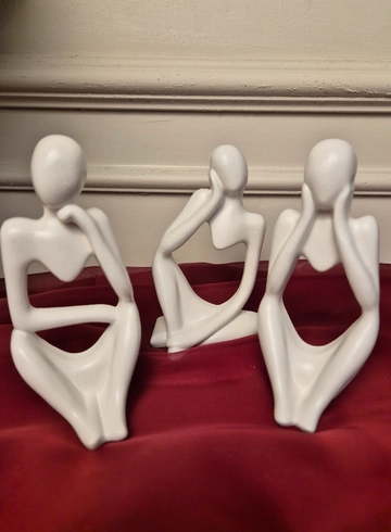 Фигура из гипса &laquo;Мыслители&raquo; от интернет-магазина цветов в 